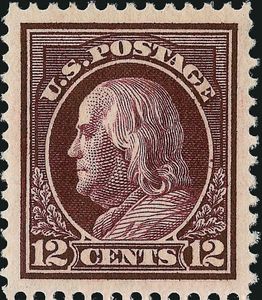 Benjamin Franklin (1706-1790), leading author and politician