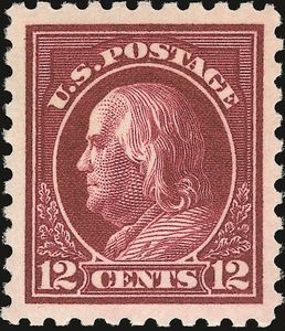 Benjamin Franklin (1706-1790), leading author and politician